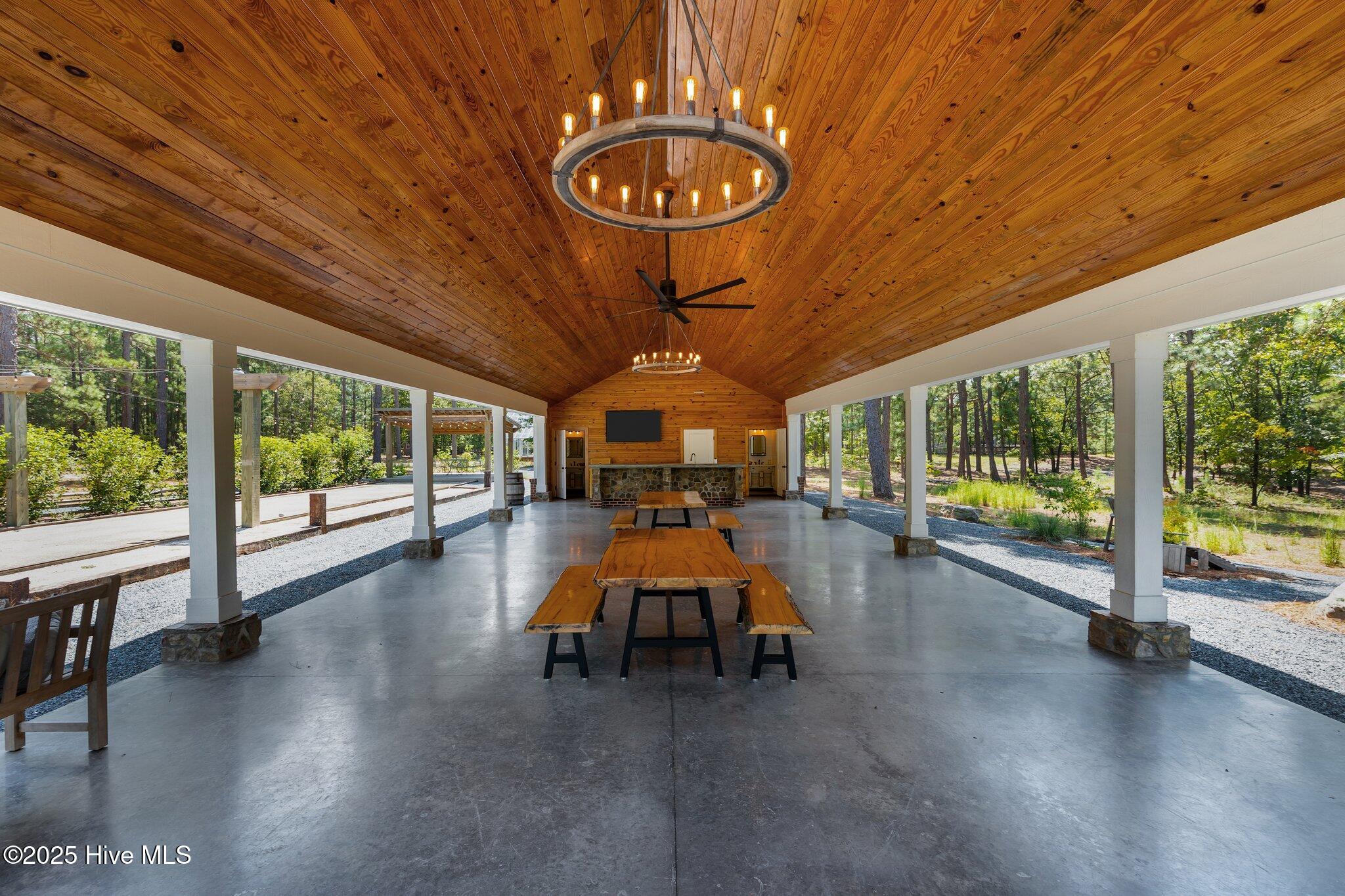 214 Freeman Way