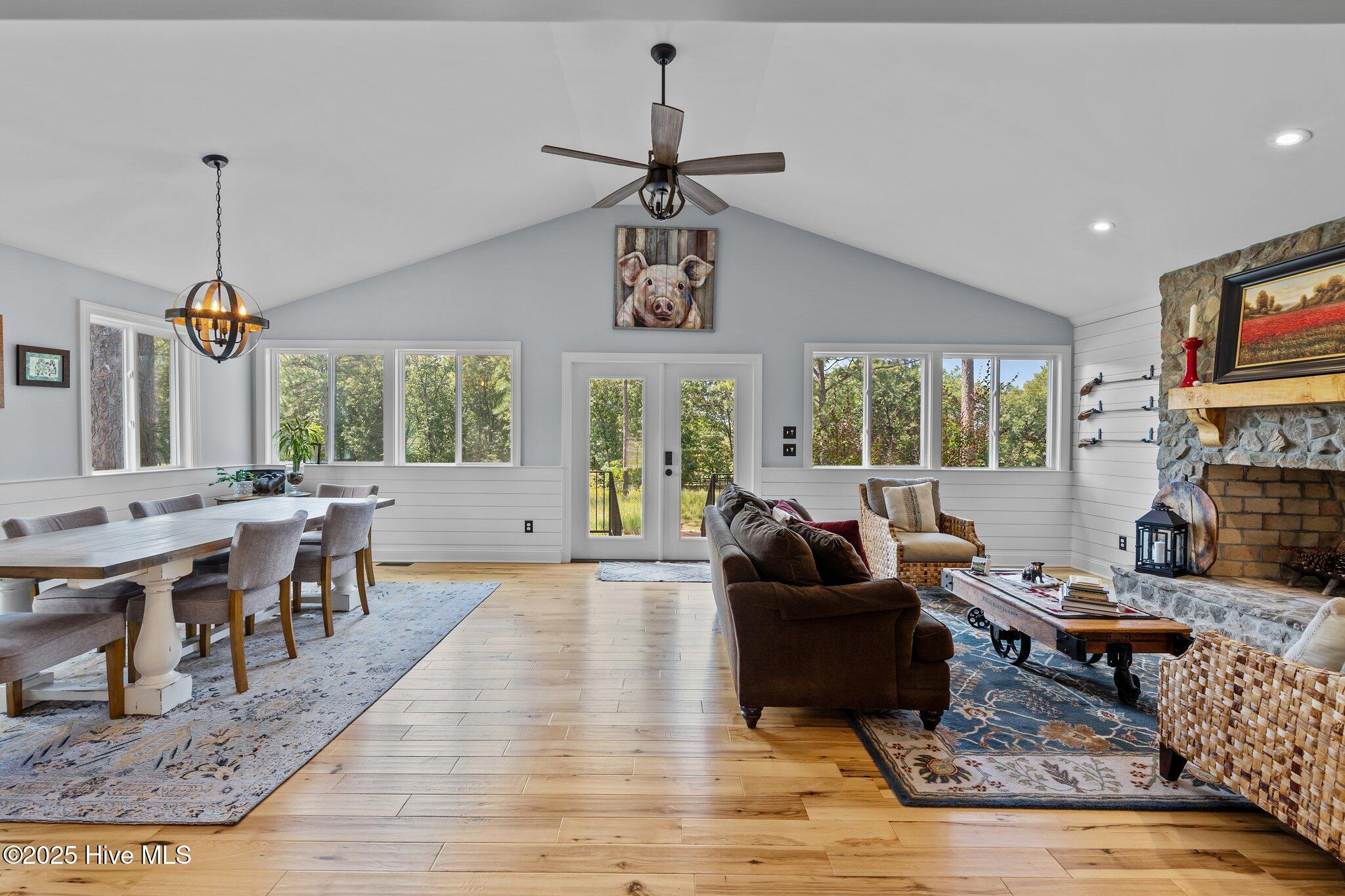 214 Freeman Way