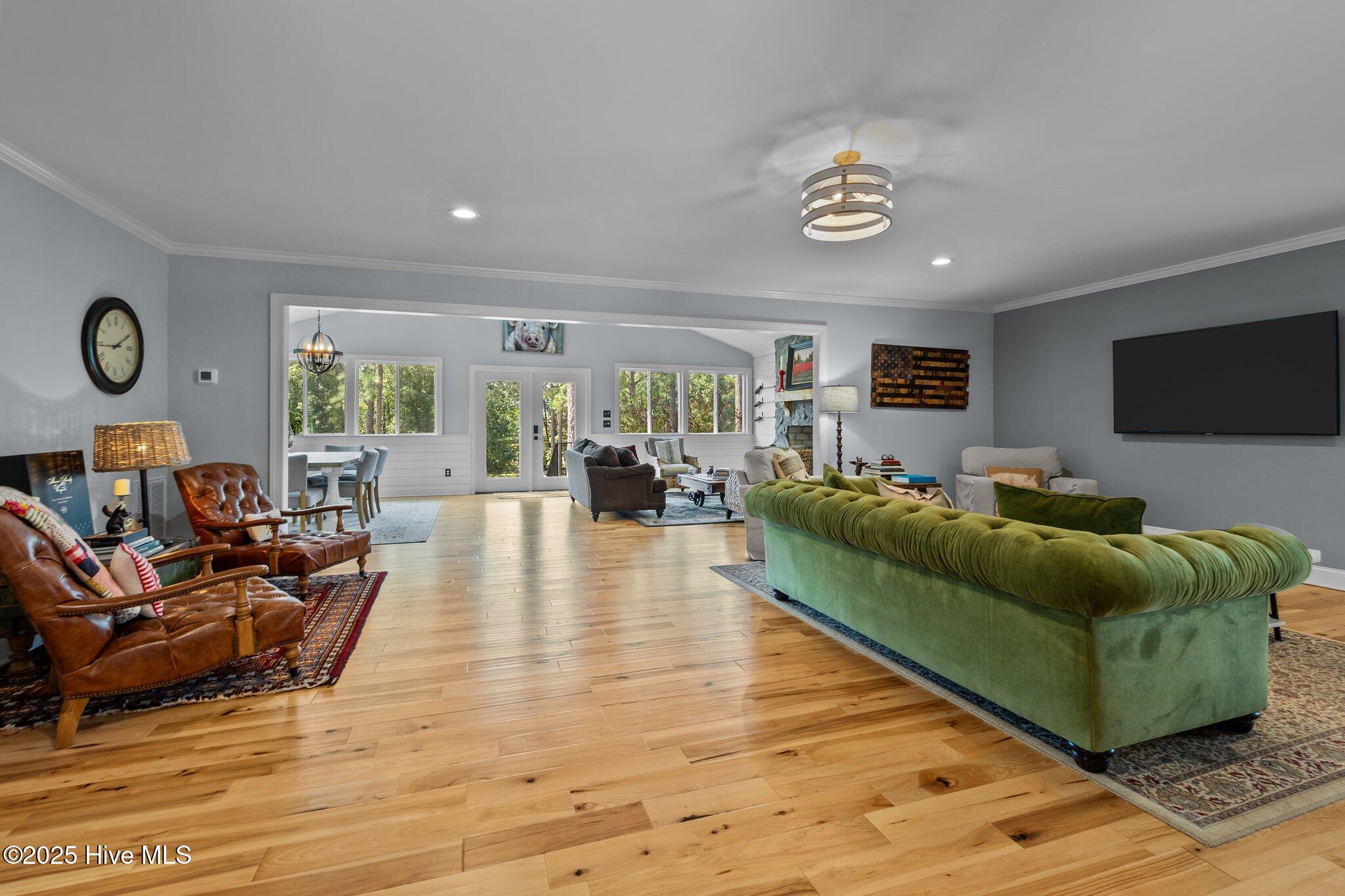 214 Freeman Way