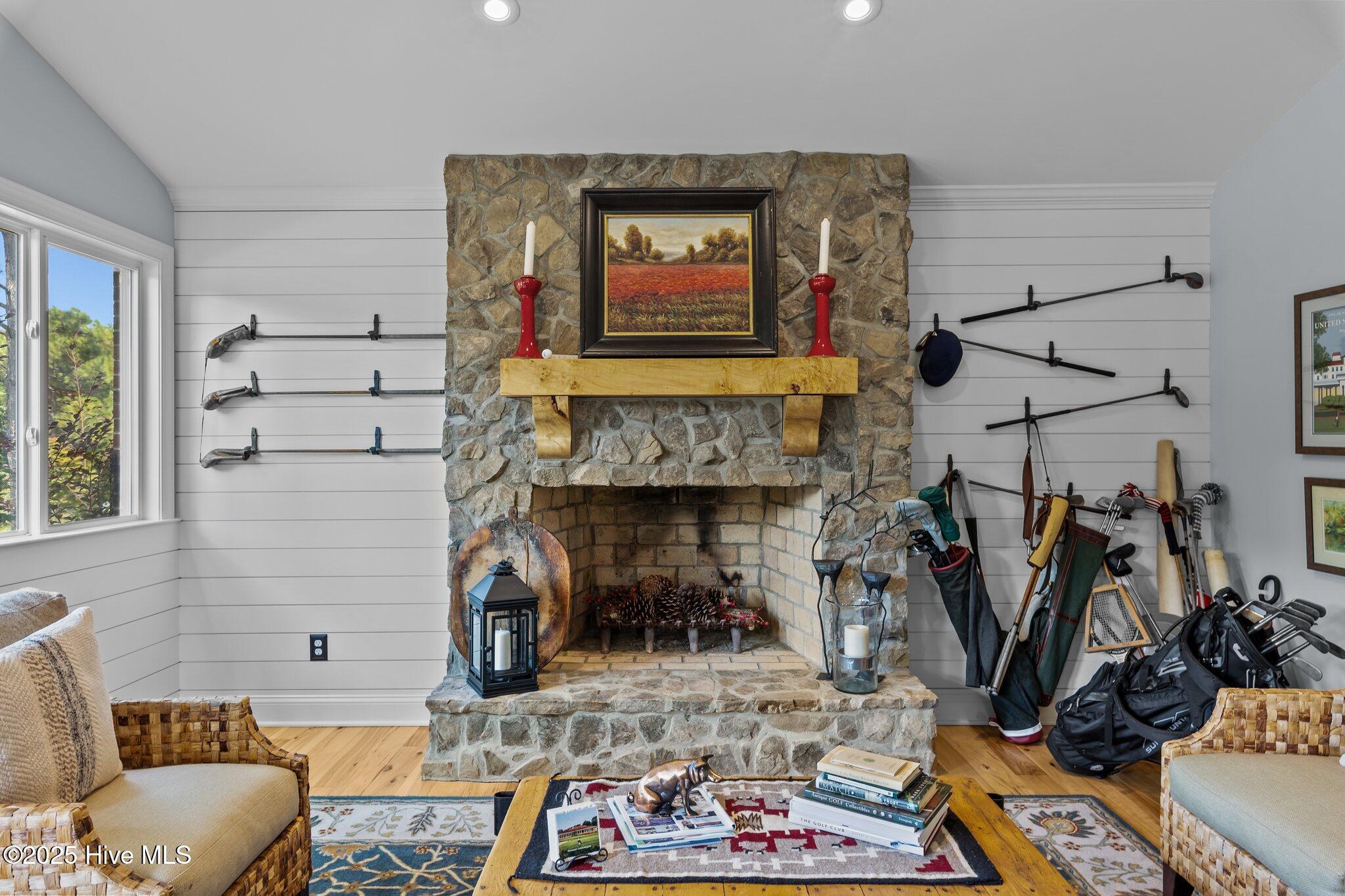 214 Freeman Way