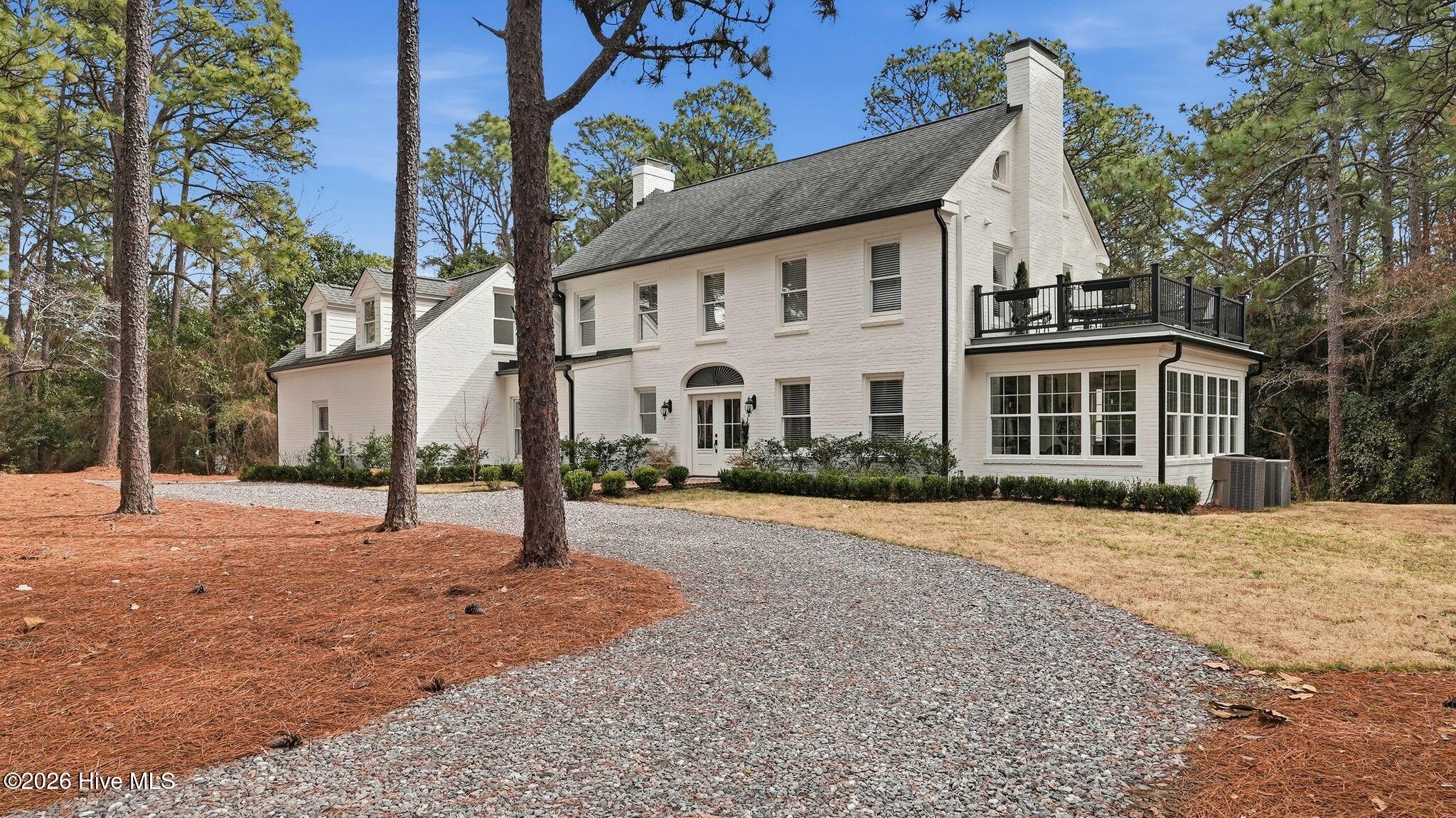 225 Hill Road