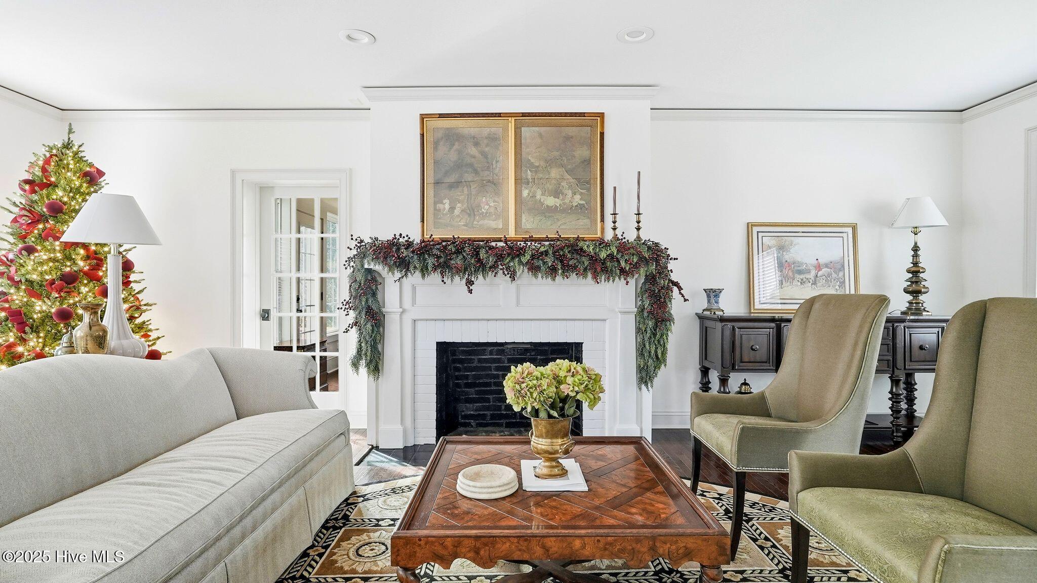 225 Hill Road