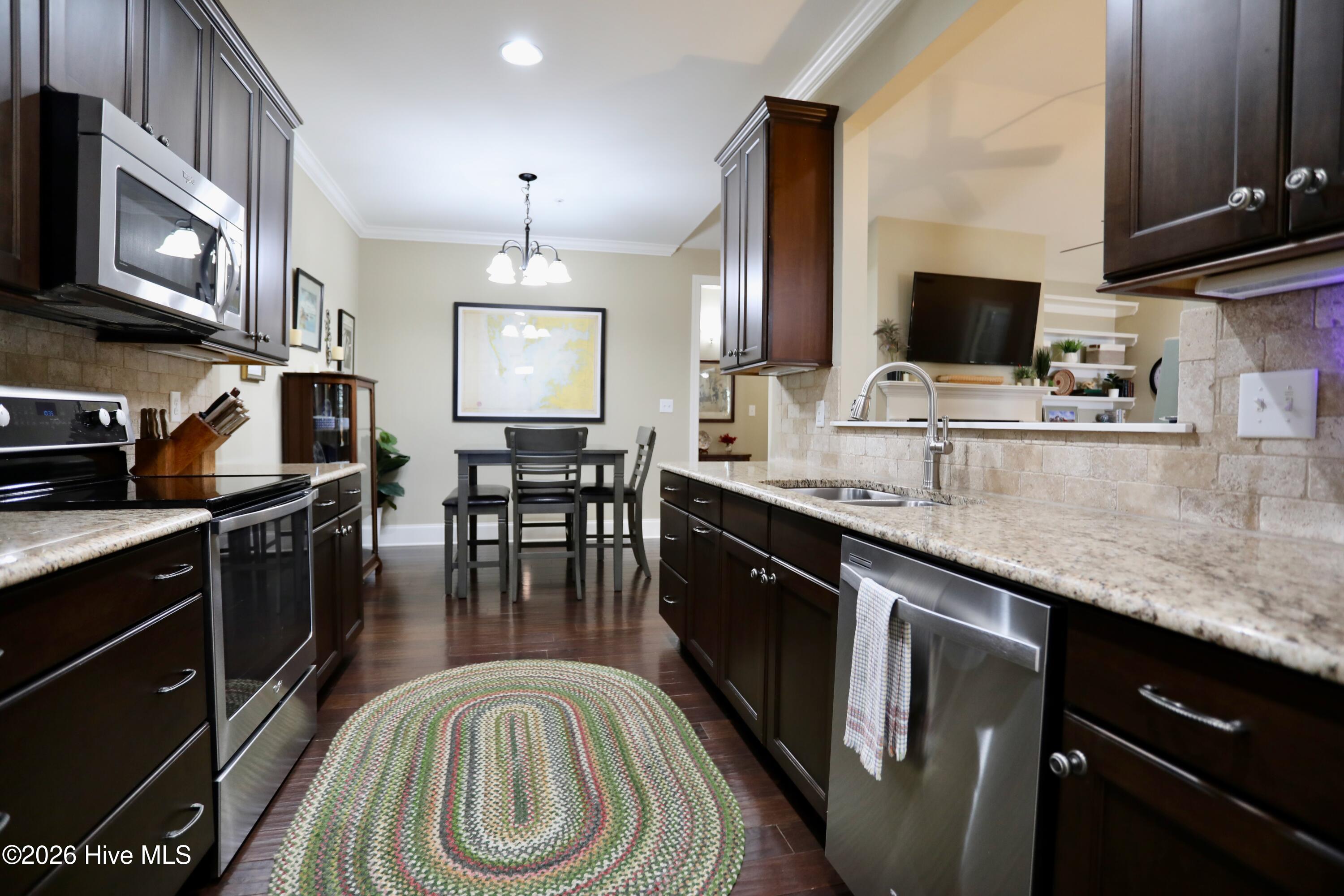 20 Shadow Creek Court
