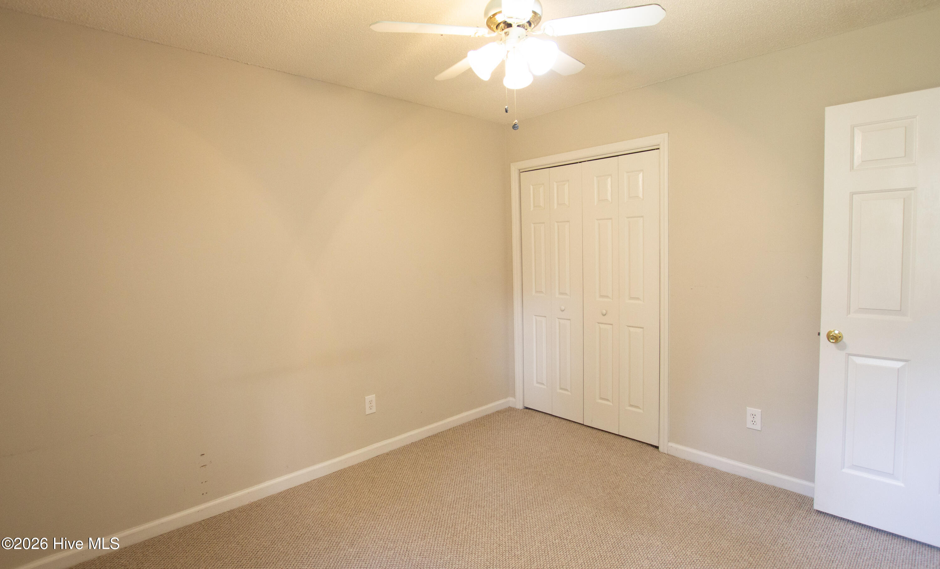 110 Robin Hood Lane