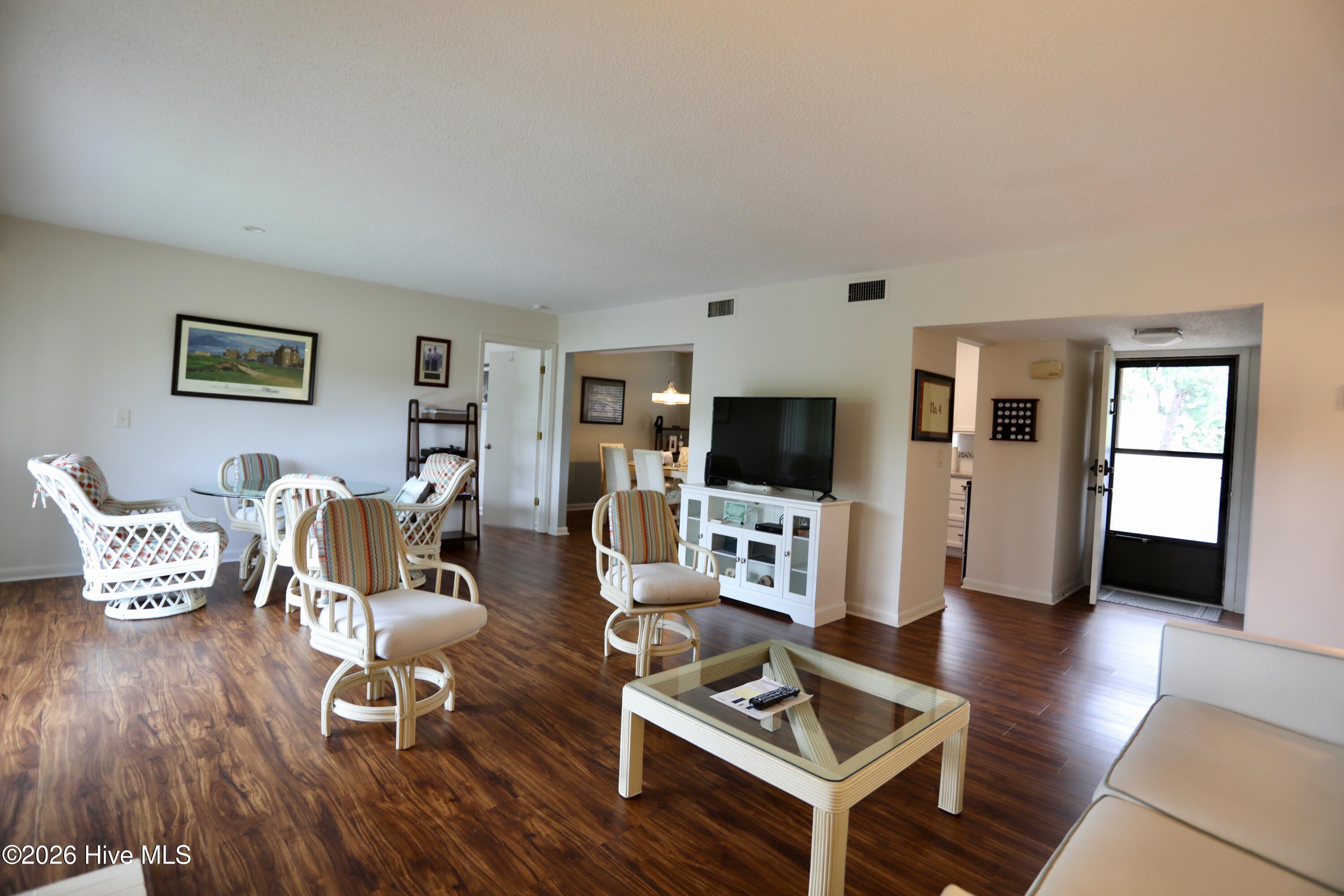 1175 Saint Andrews Drive # 202