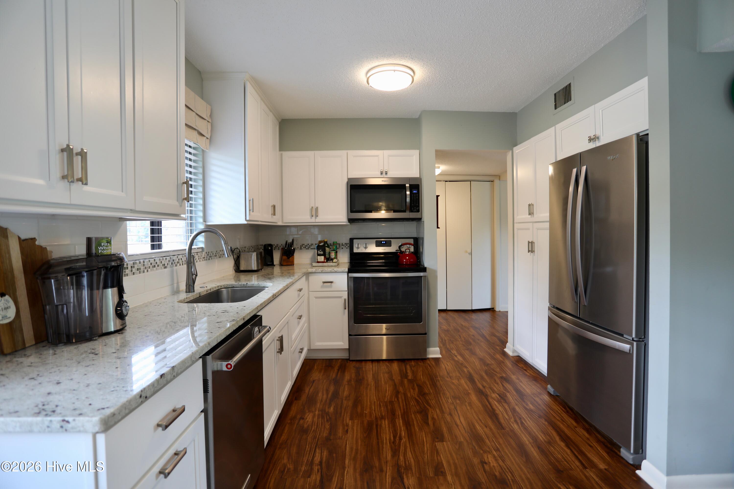 1175 Saint Andrews Drive # 202