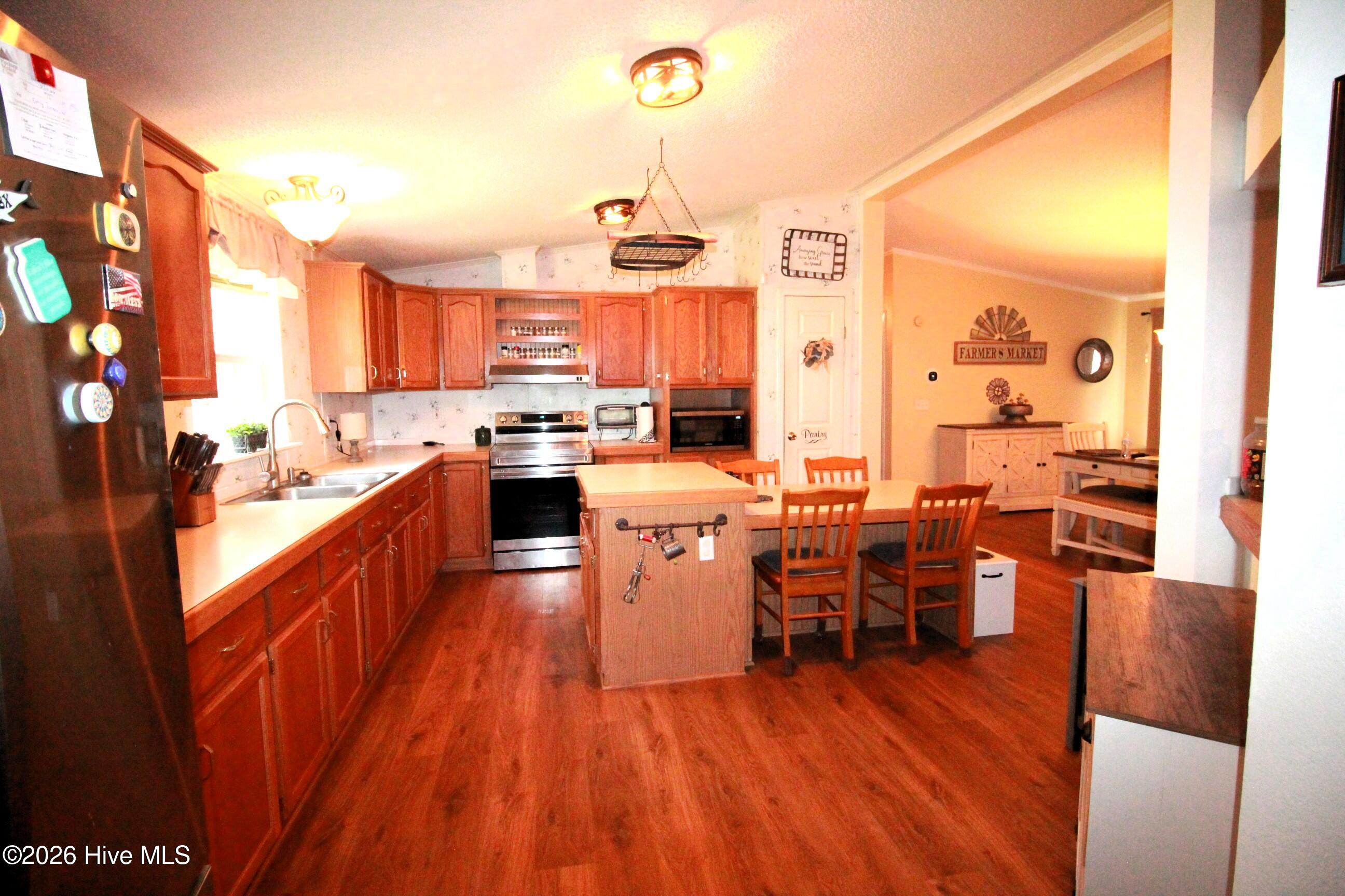 453 Lane Road