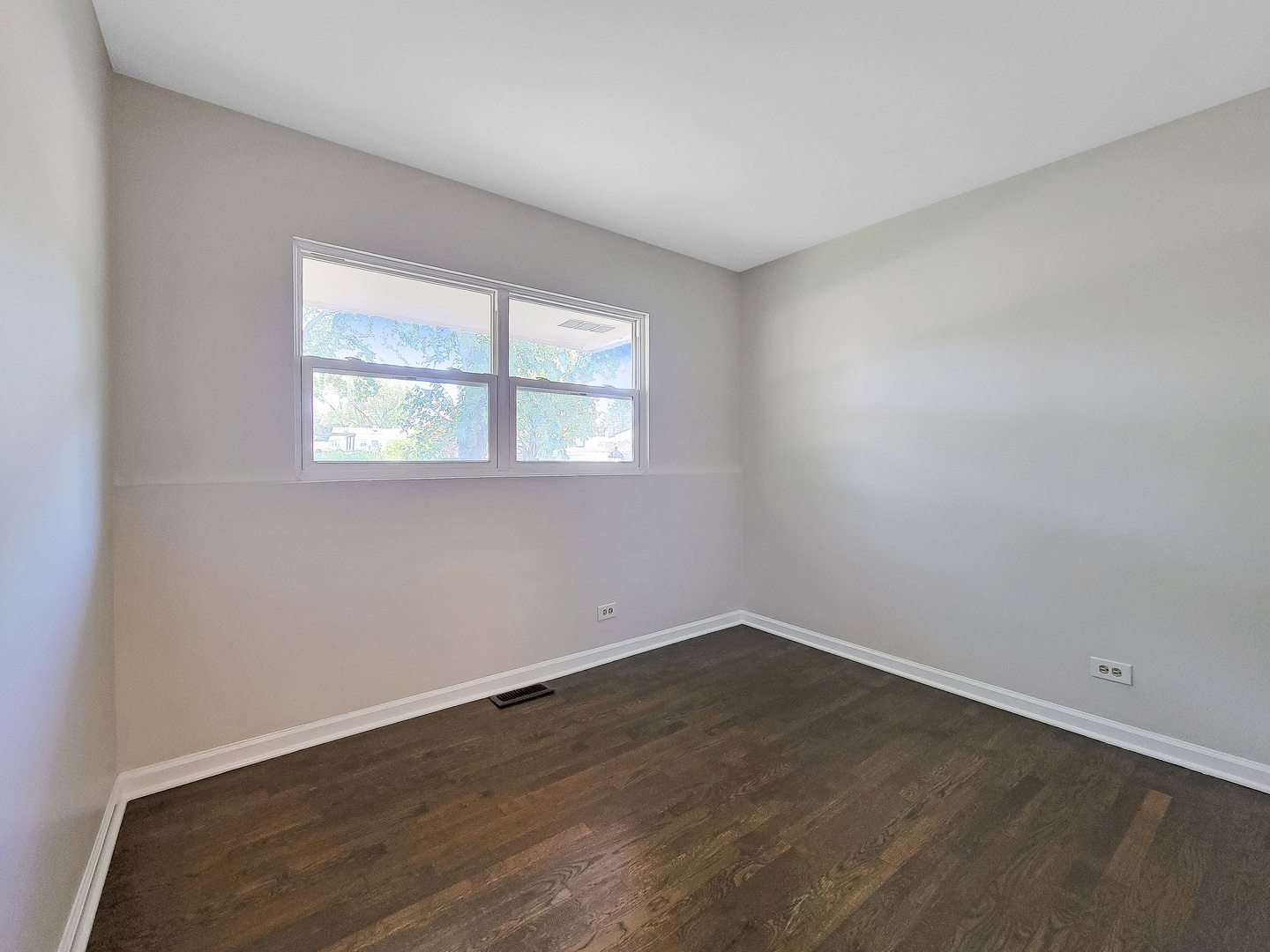 602 Evergreen Place