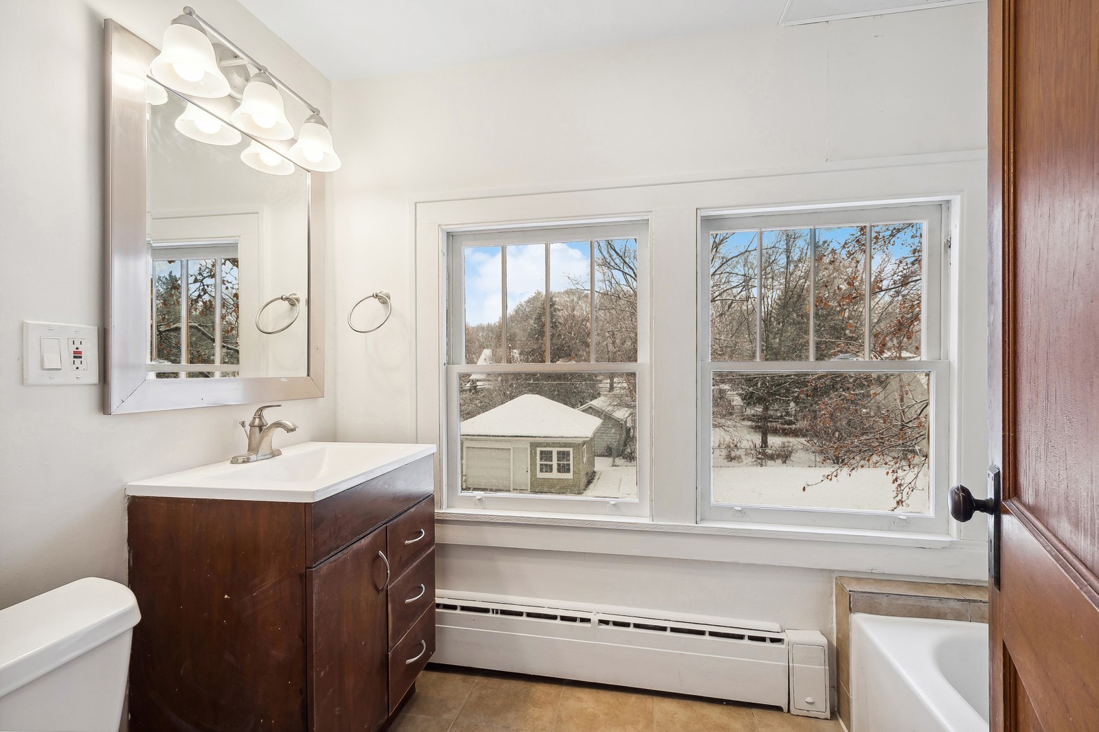 24 E Maple Avenue