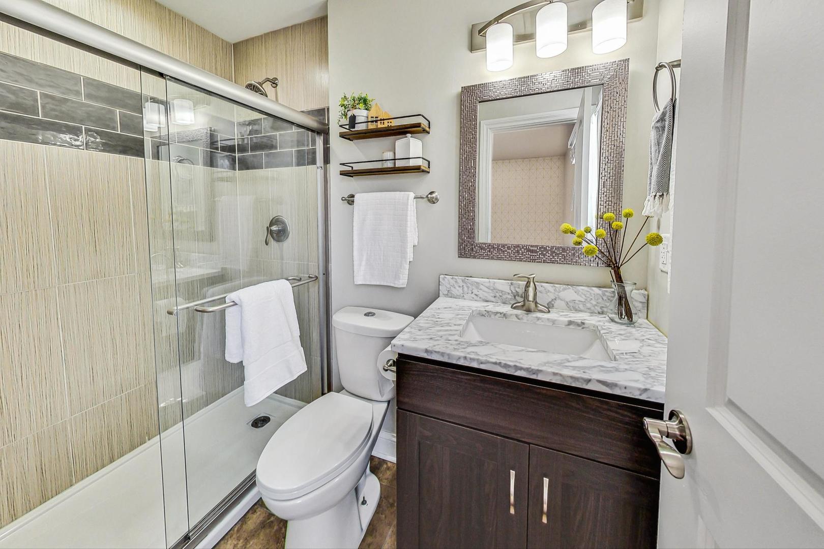 221 S Wa Pella Avenue