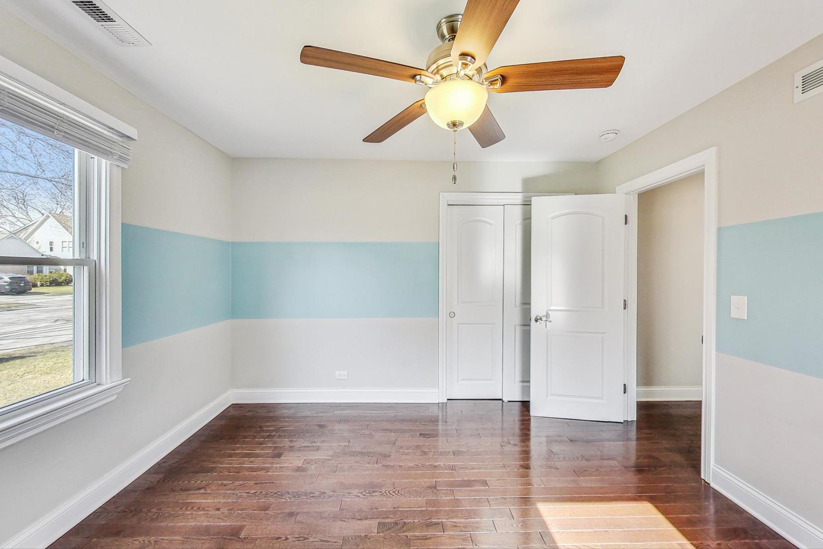 221 S Wa Pella Avenue