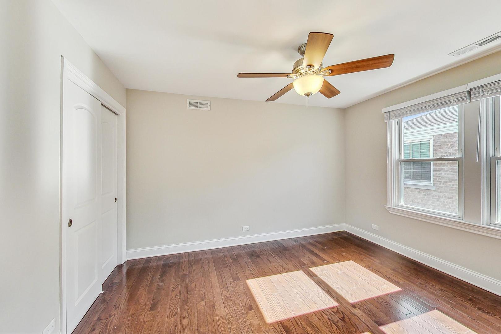 221 S Wa Pella Avenue