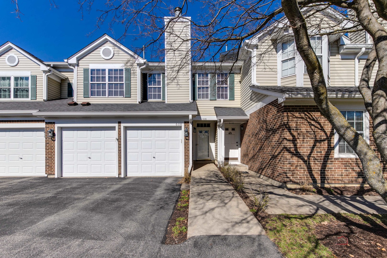 608 Muskegan Court