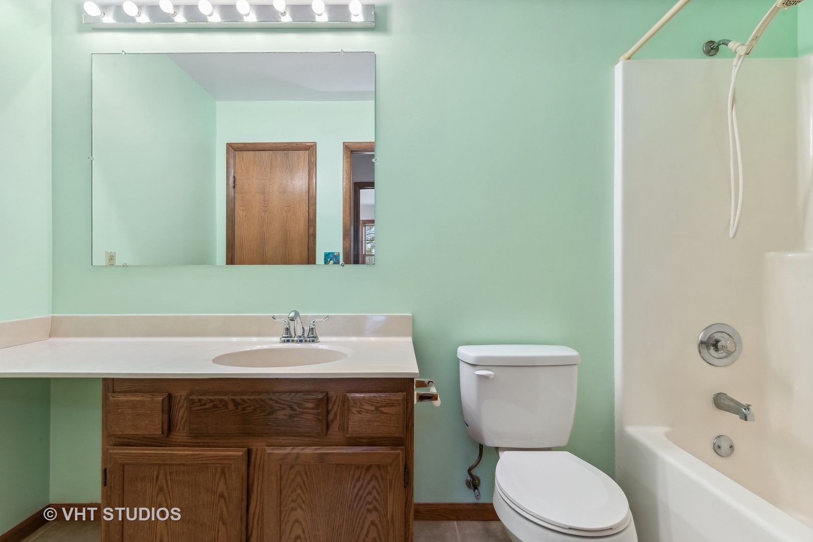 1190 Amberwood Drive