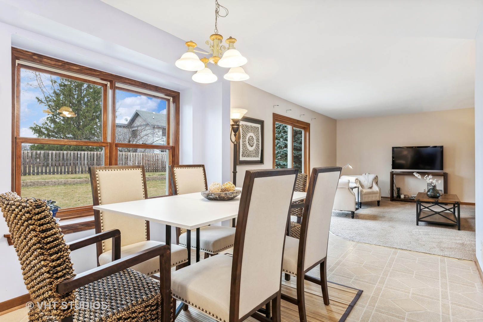 1190 Amberwood Drive