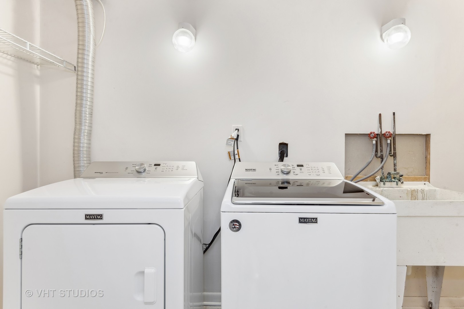 1190 Amberwood Drive