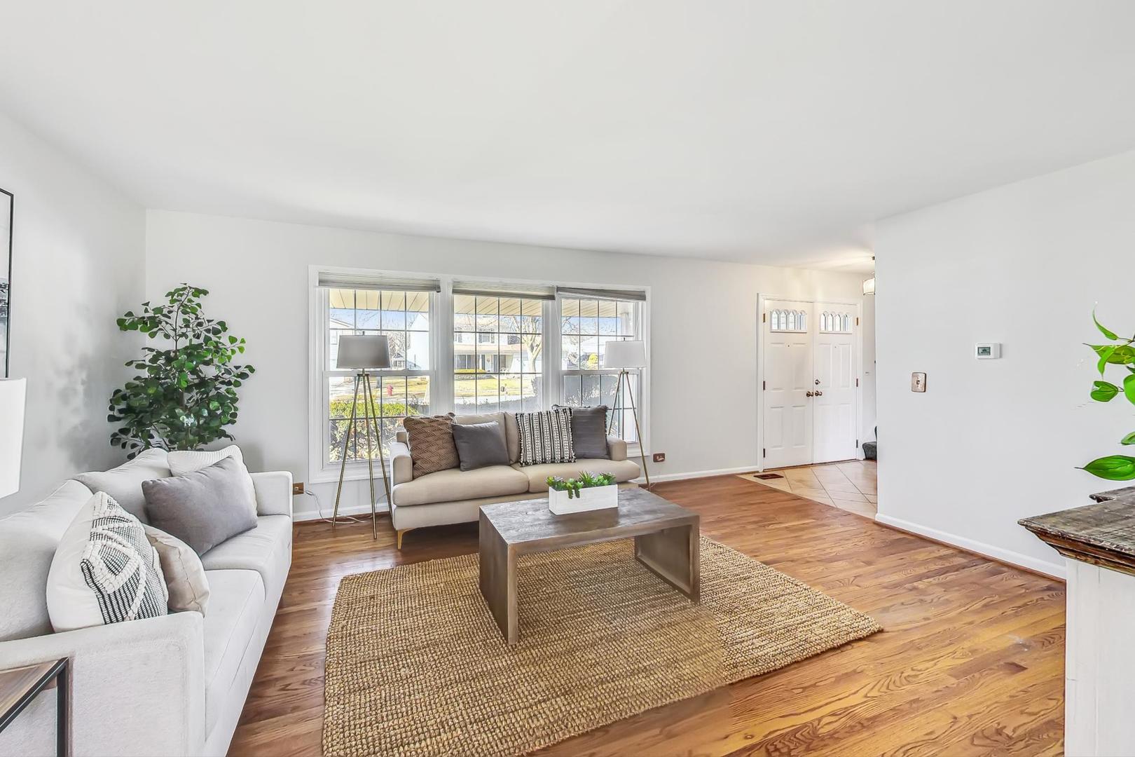 821 Lehigh Lane