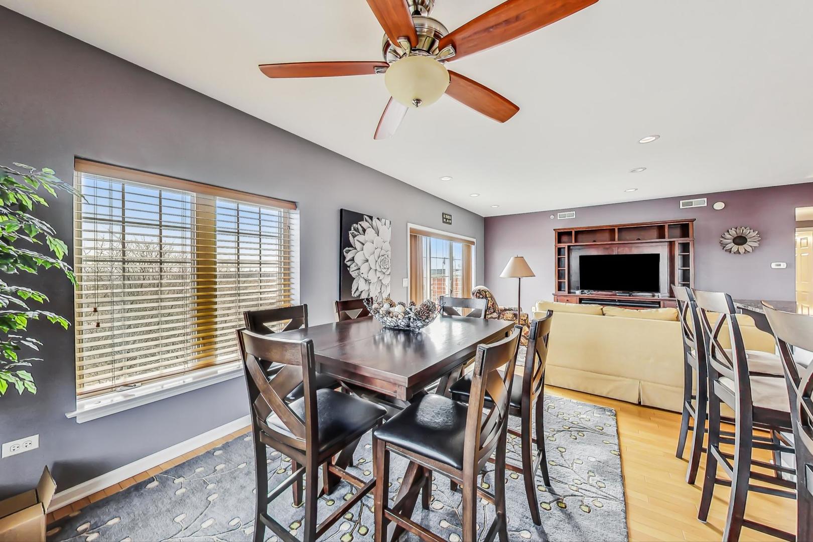 405 S Creekside Drive Unit: 606