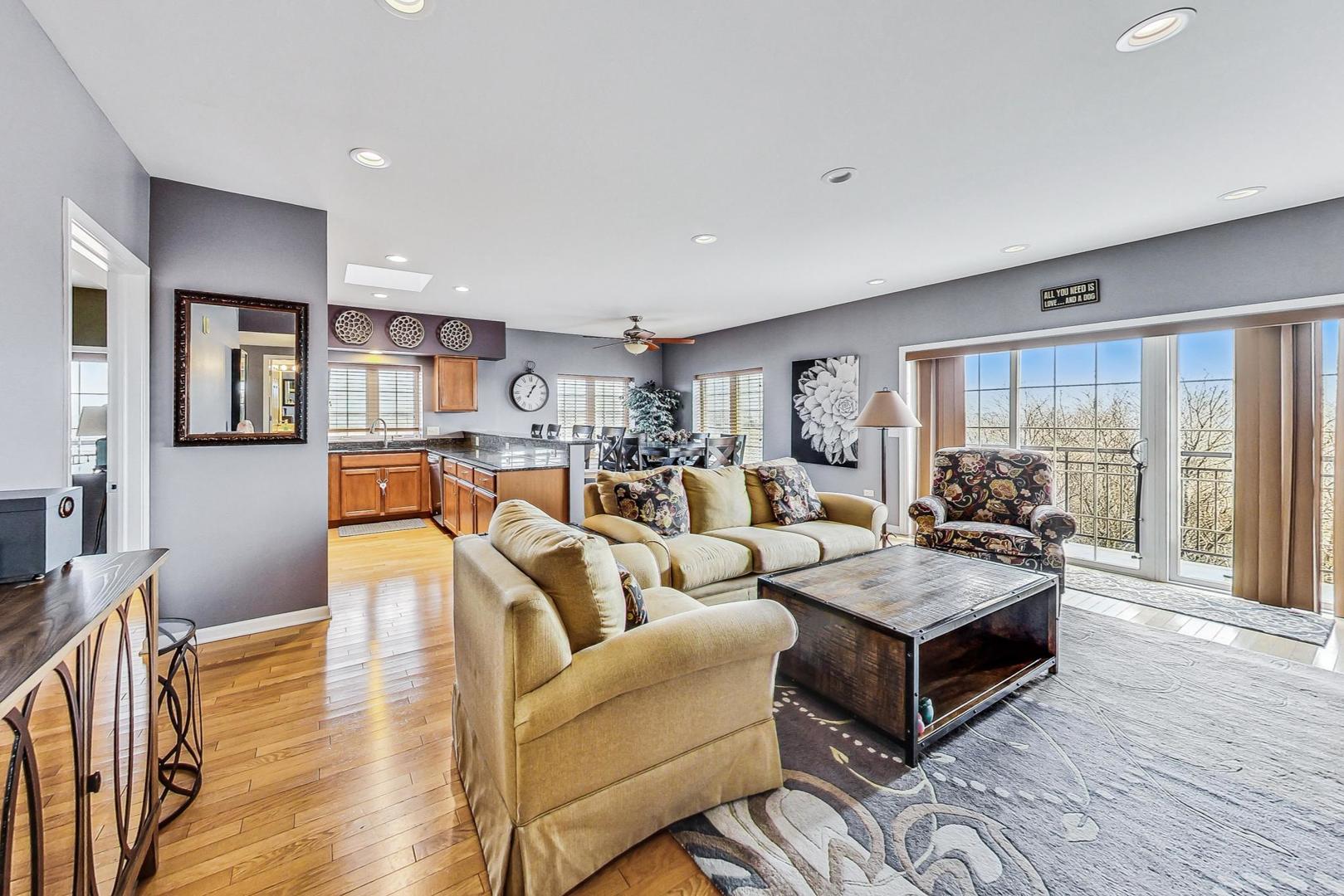 405 S Creekside Drive Unit: 606