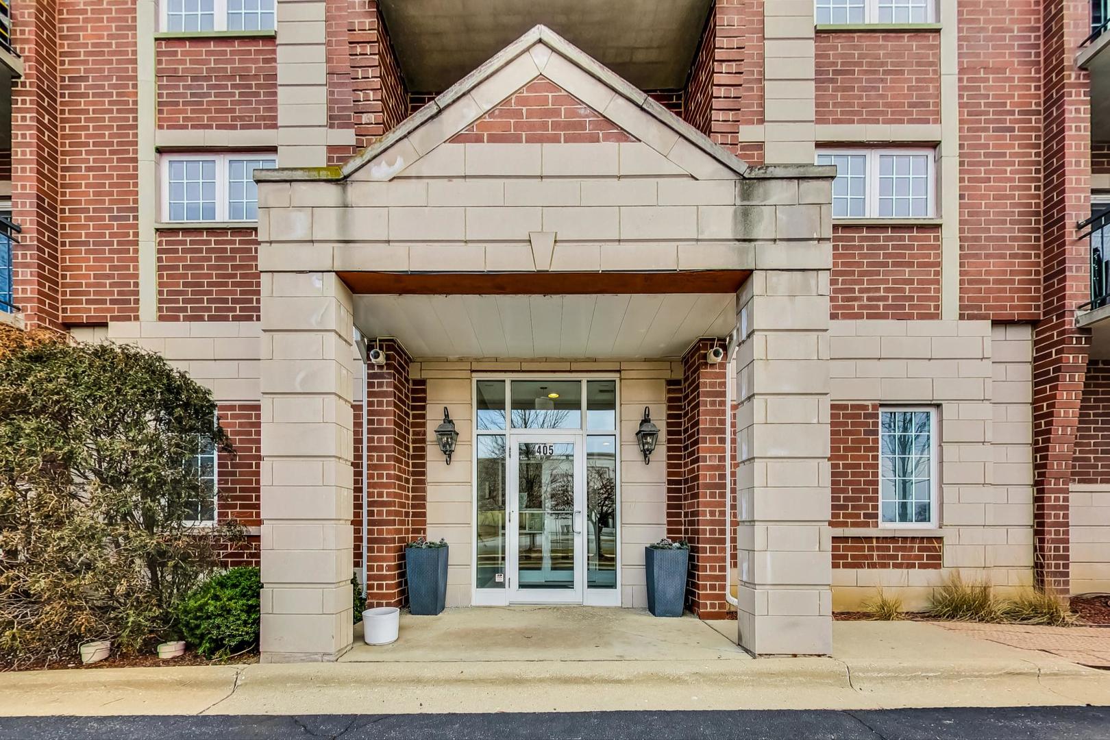 405 S Creekside Drive Unit: 606