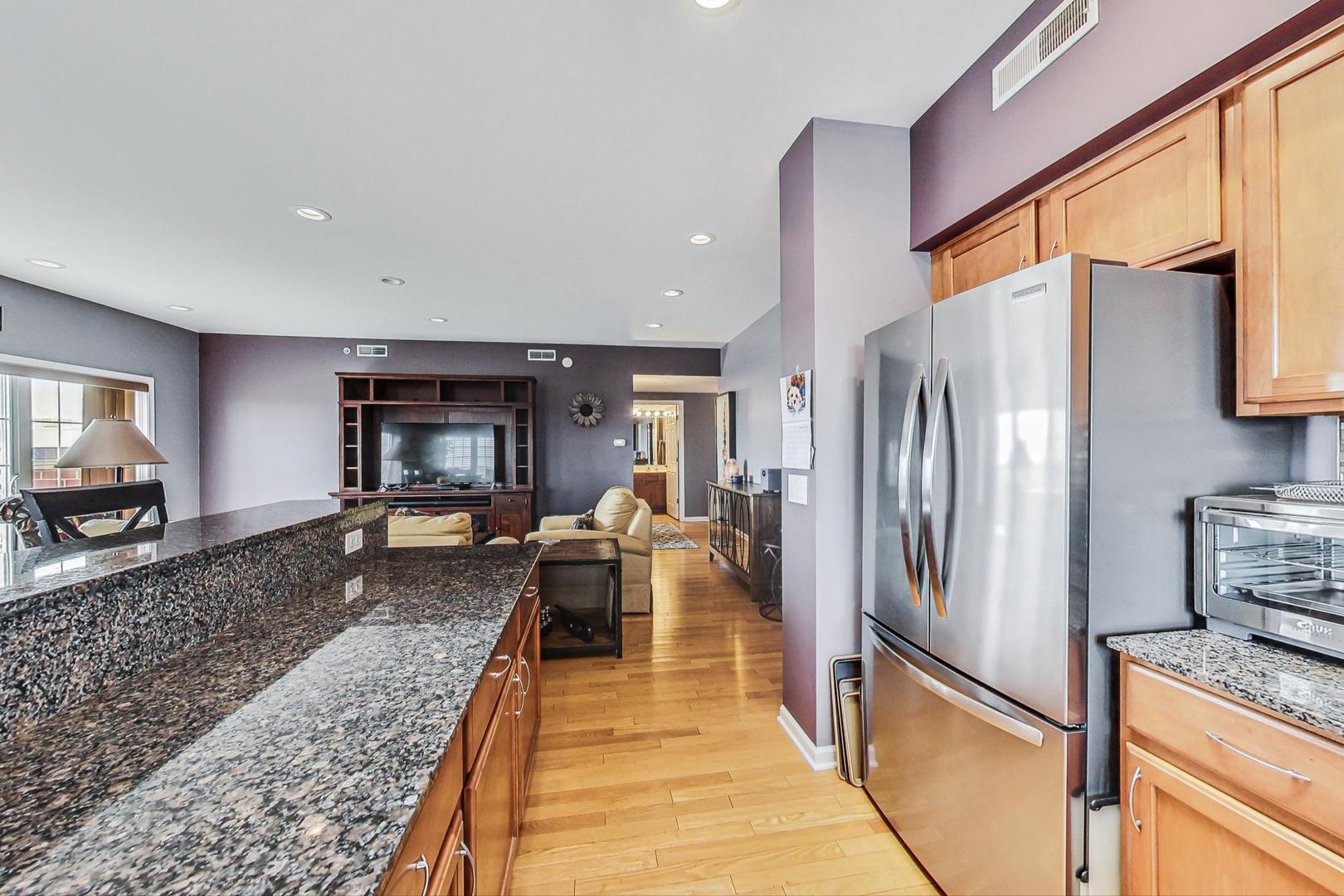 405 S Creekside Drive Unit: 606