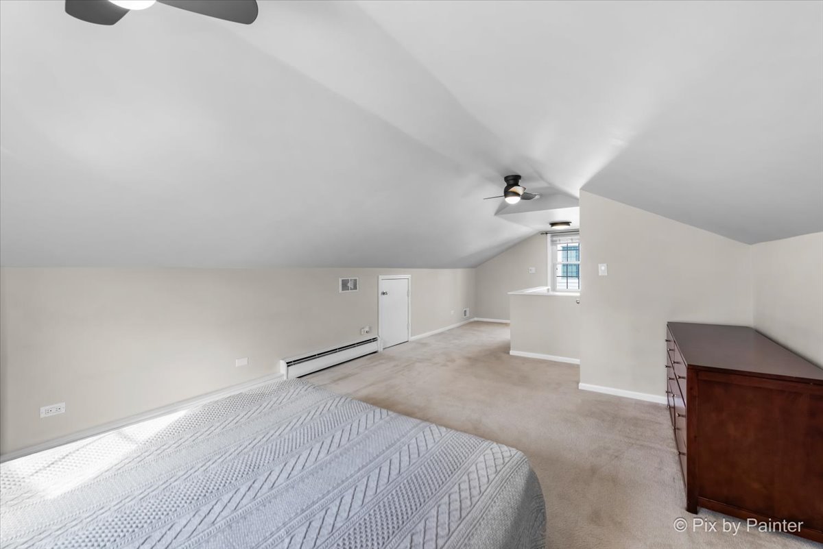 1011 N MITCHELL Avenue