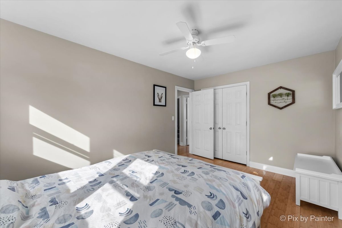 1011 N MITCHELL Avenue