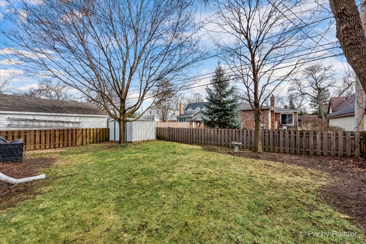 1011 N MITCHELL Avenue