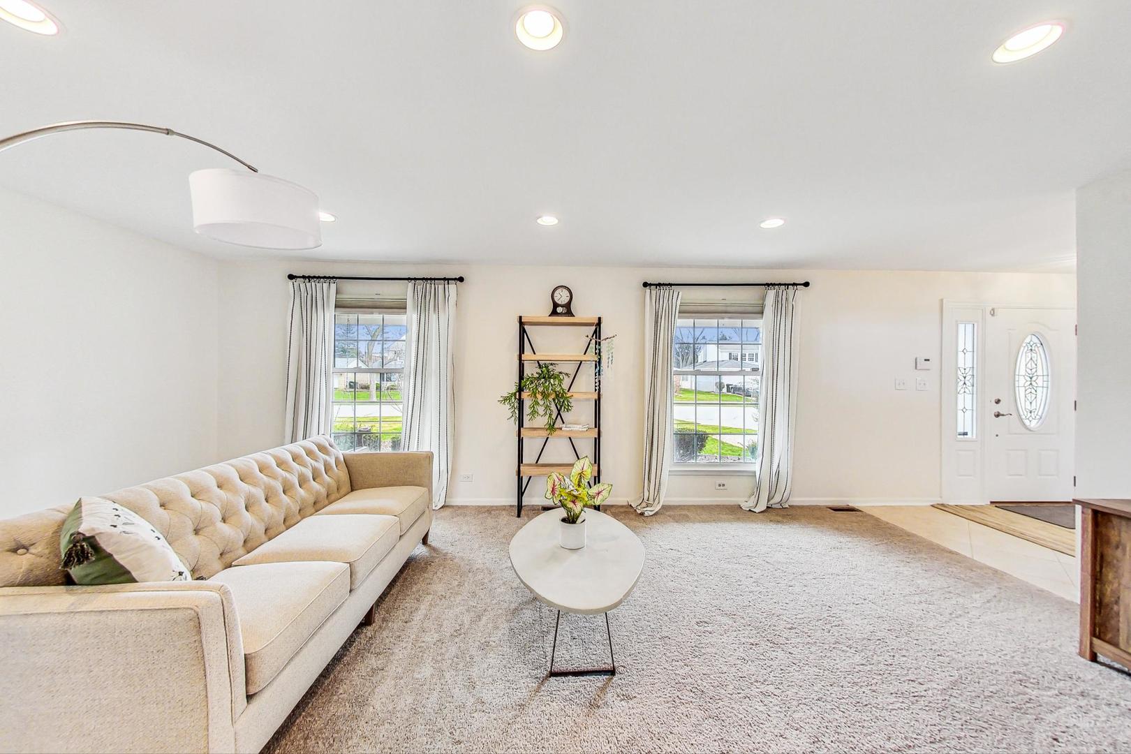 1706 S Surrey Ridge Drive