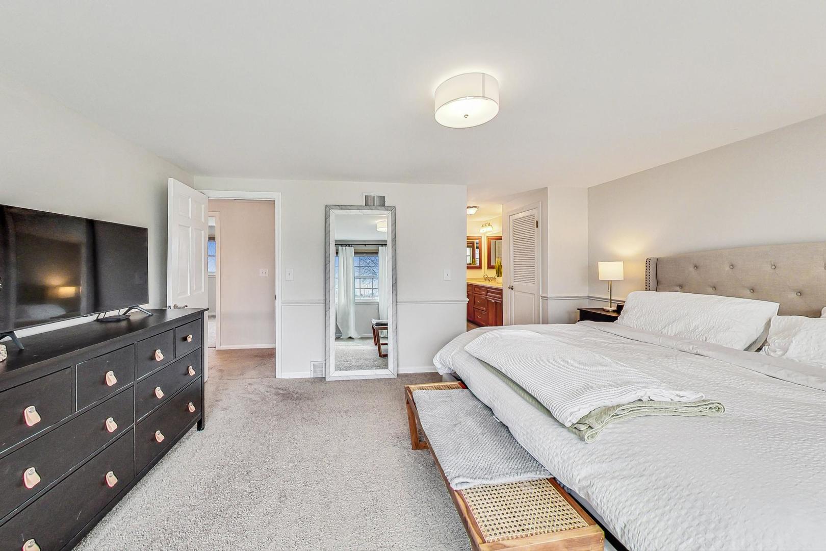 1706 S Surrey Ridge Drive