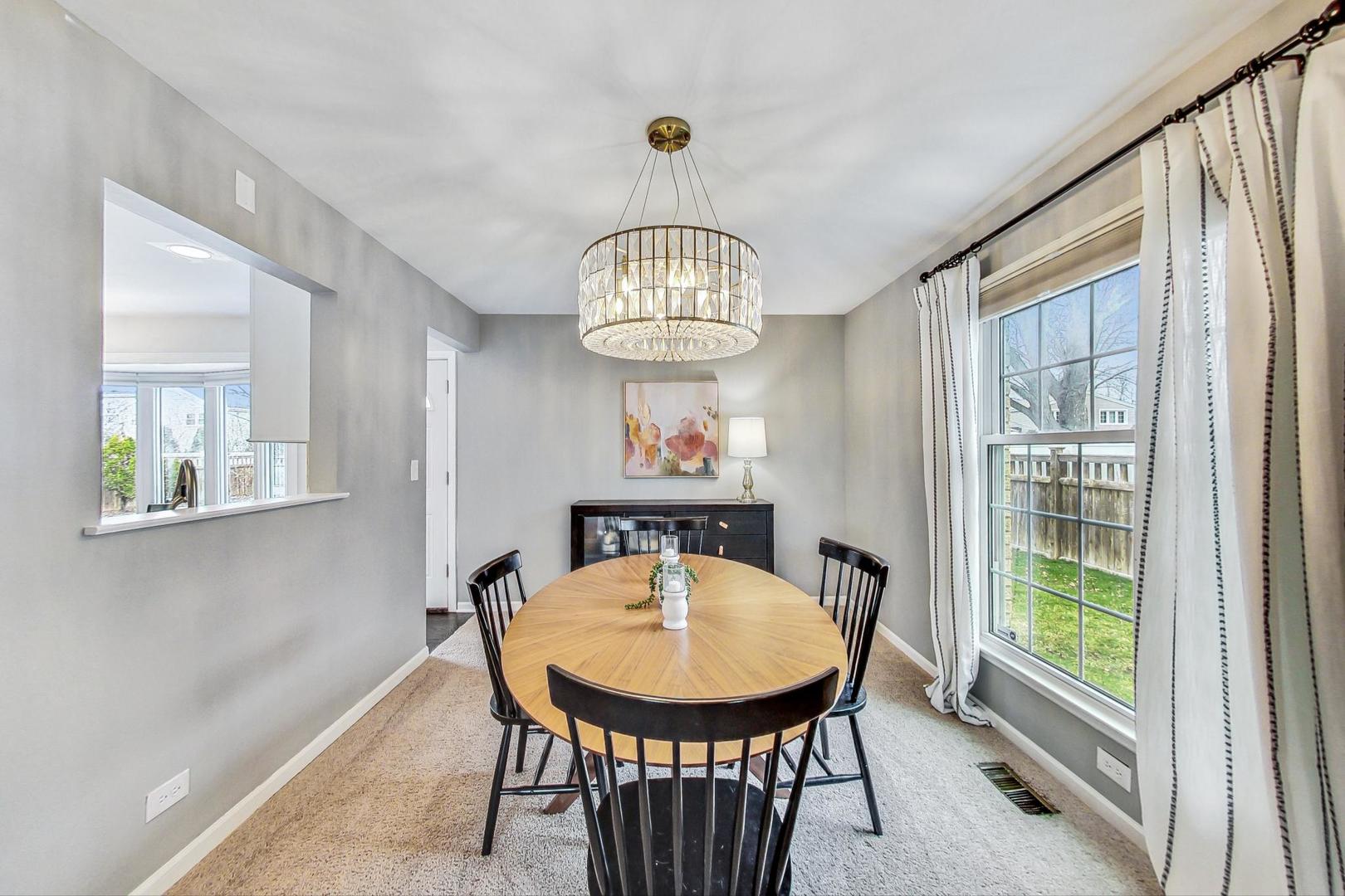 1706 S Surrey Ridge Drive