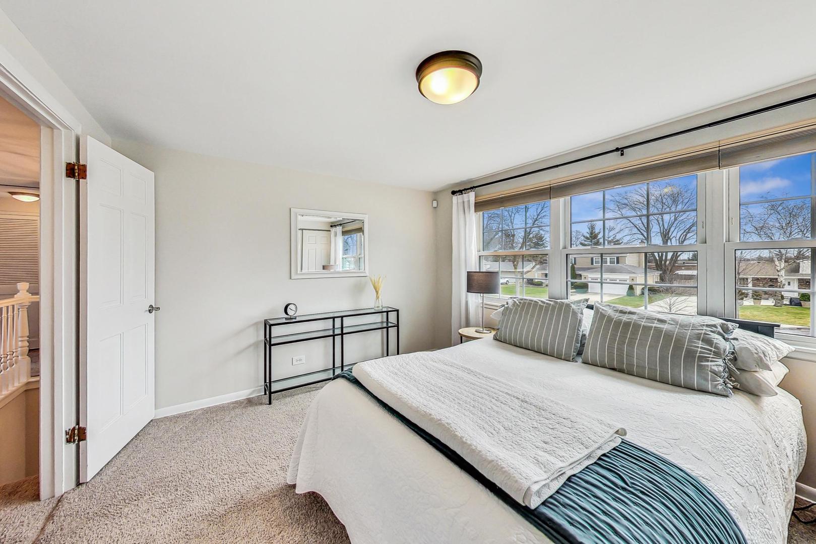 1706 S Surrey Ridge Drive