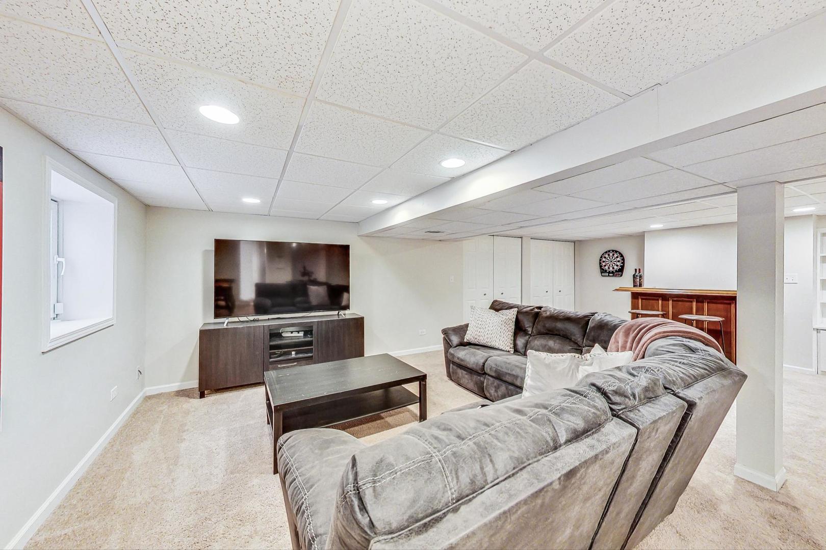 1706 S Surrey Ridge Drive