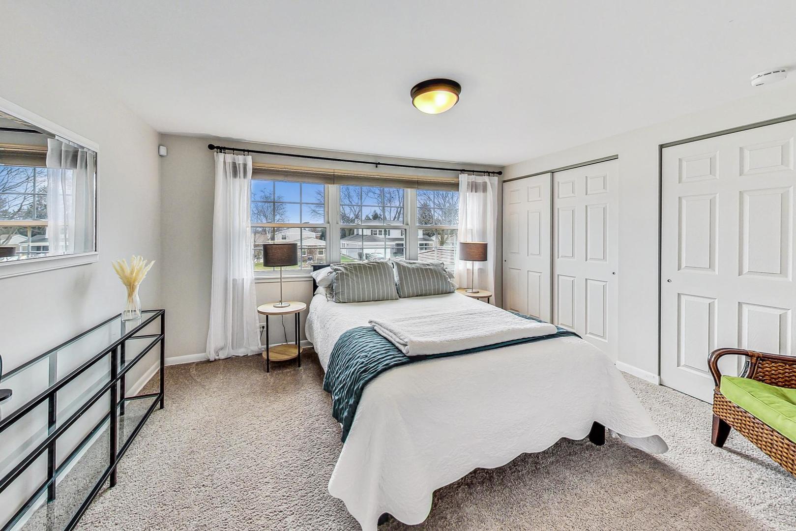 1706 S Surrey Ridge Drive