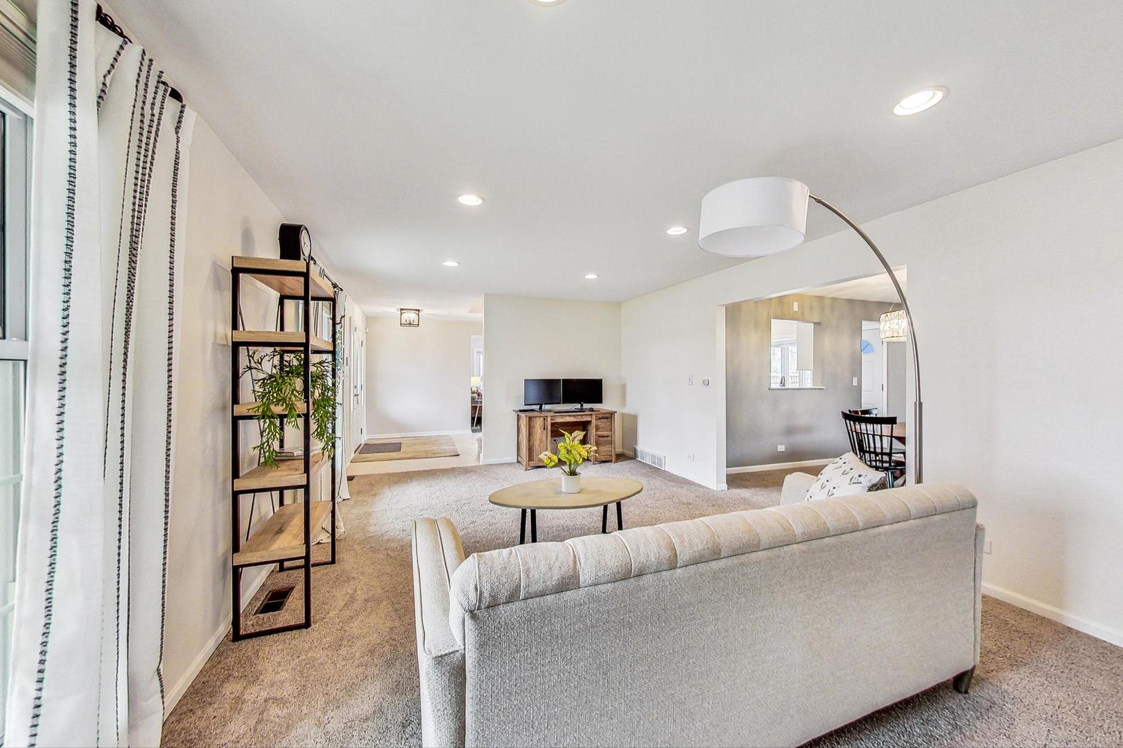 1706 S Surrey Ridge Drive