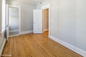 34 S Roselle Road