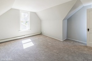34 S Roselle Road