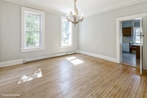 34 S Roselle Road