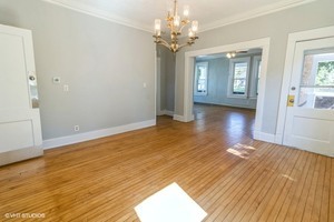 34 S Roselle Road