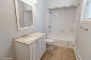 34 S Roselle Road