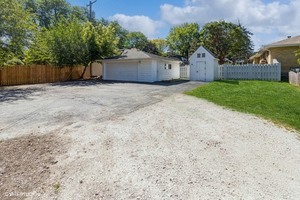 34 S Roselle Road