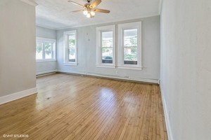 34 S Roselle Road