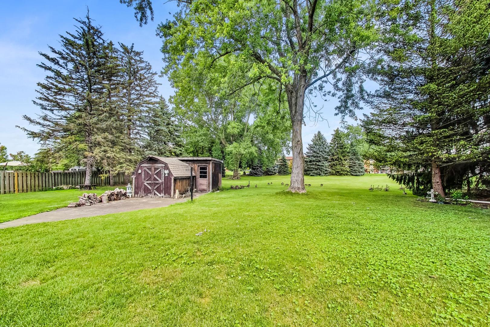 2615 N Waterman Avenue