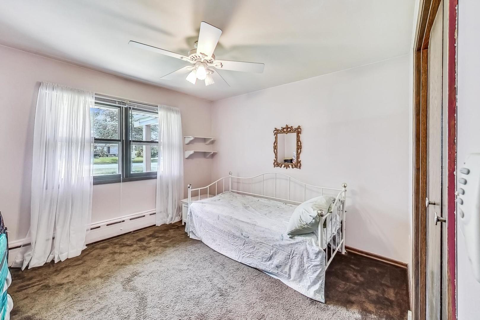 2615 N Waterman Avenue