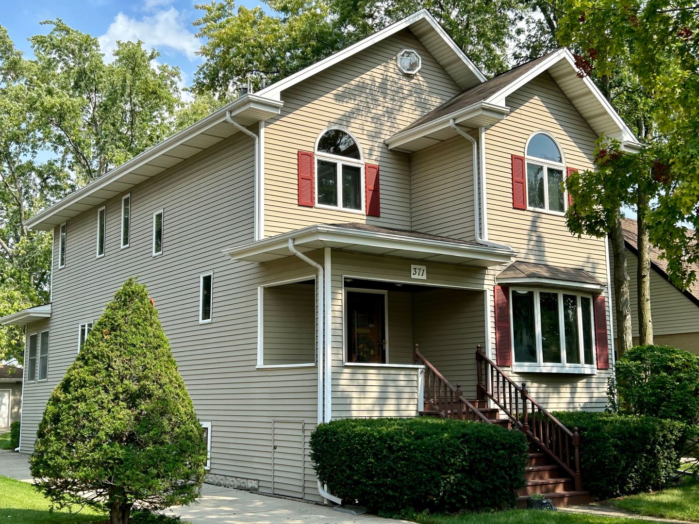 371 N Maple Avenue