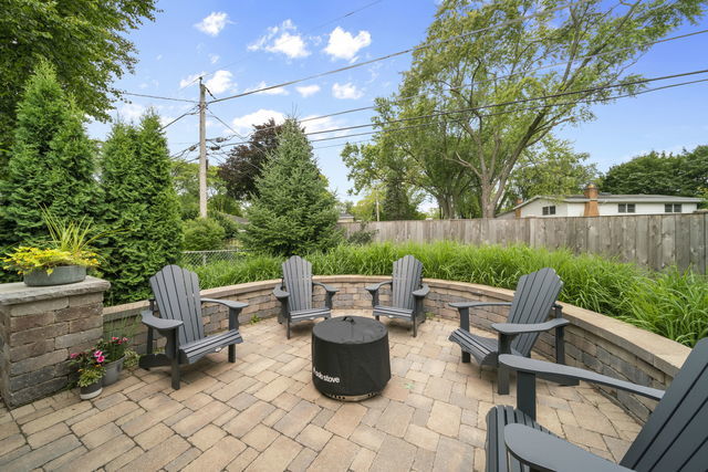 210 N Waterman Avenue