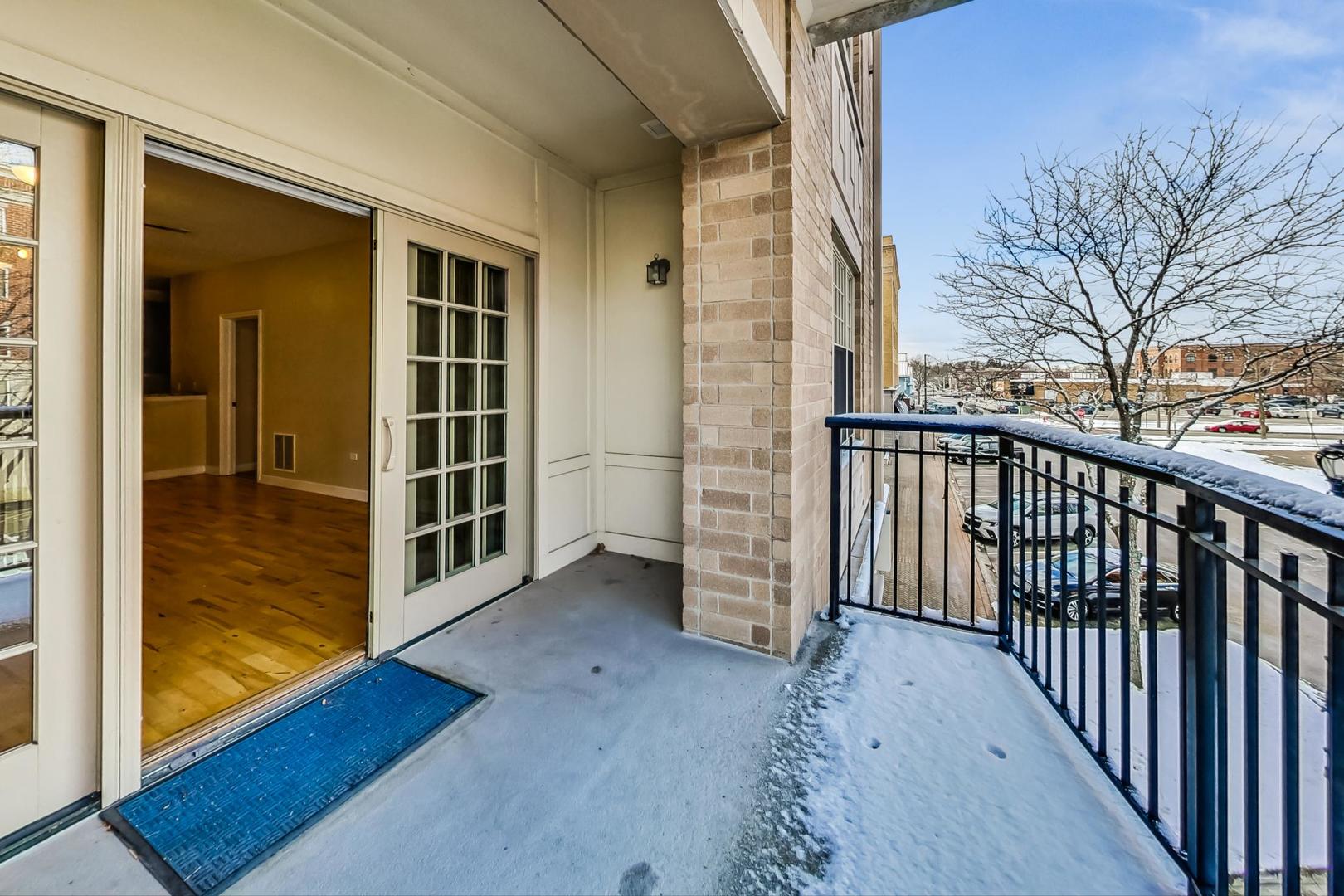 50 N Plum Grove Road Unit: 210E