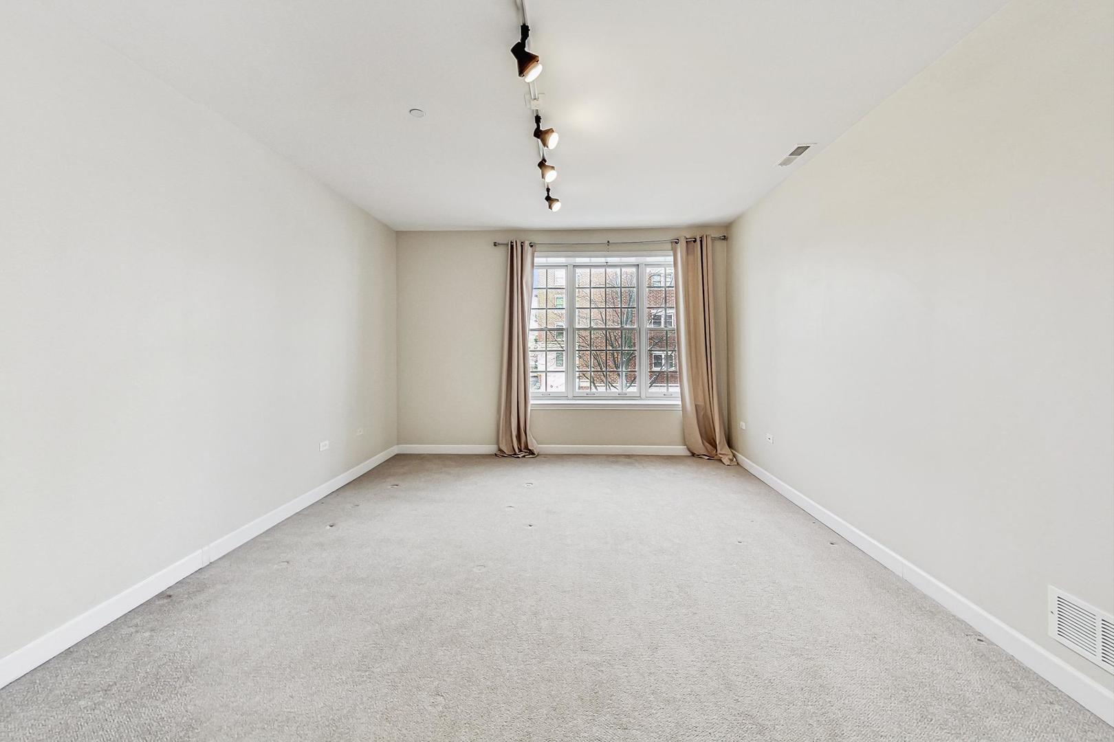 50 N Plum Grove Road Unit: 210E