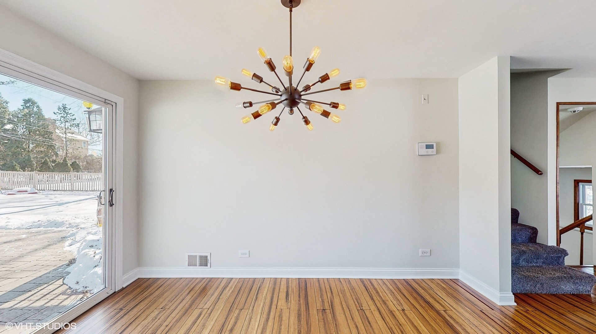 1907 N Fernandez Avenue