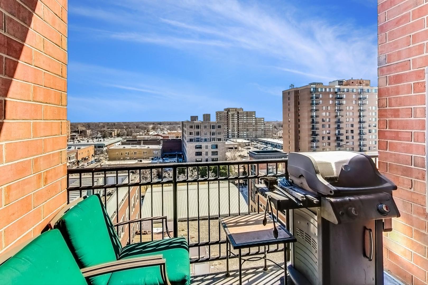 1 S HIGHLAND Avenue Unit: 805